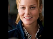 Limitless : Abbie Comish - cinema reunion 974