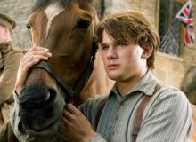 Cheval de guerre : Jeremy Irvine - cinema reunion 974