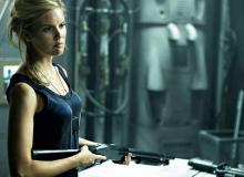 Lock Out : Maggie Grace - cinema reunion 974