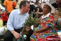 François Bayrou à La Réunion le 15 mai François Bayrou à La Réunion le 15 mai