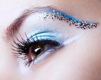 Les cils qui tombent à cause de votre mascara ? Les cils qui tombent à cause de votre mascara ?