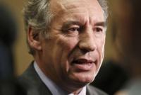 François Bayrou annonce sa candidature à la présidentielle François Bayrou annonce sa candidature à la présidentielle