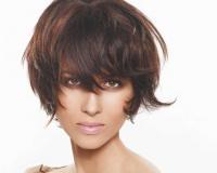 Cheveux courts, mèches et asymétrie en ligne de mire ! Cheveux courts, mèches et asymétrie en ligne de mire !