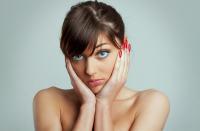 Comment expliquer la chute des cheveux ? Comment expliquer la chute des cheveux ?