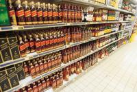 1 800 bouteilles d'alcool volées
et des 1 800 bouteilles d'alcool volées
et des