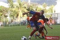 Du foot du muay-thai et du basket Du foot du muay-thai et du basket