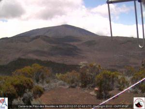 Le Piton de la Fournaise passe en alerte 1 Le Piton de la Fournaise passe en alerte 1