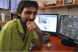 Alan Chakri, l'homme aux 100 000 fans sur Facebook Alan Chakri, l'homme aux 100 000 fans sur Facebook