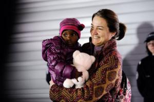 Haïti : une centaine d'enfants adoptés sont arrivés en France Haïti : une centaine d'enfants adoptés sont arrivés en France