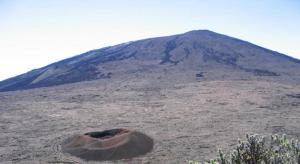 Piton de la Fournaise : passage en alerte 1