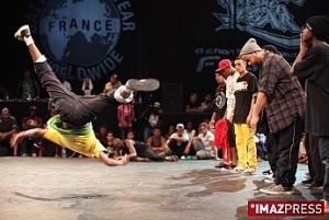 Le crew Hold Up vainqueur Le crew Hold Up vainqueur