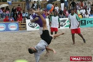 Le sport est sur le sable Le sport est sur le sable