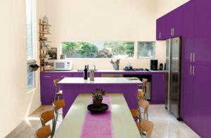 Cuisine violet/mauve ©Dulux Valentine - Le violet est tendance en intérieur