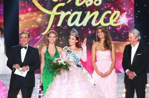 © TF1 - Delphine Wespiser, Miss France 2012  - Miss France 2012 : Delphine Wespiser accusée d'une élection truquée
