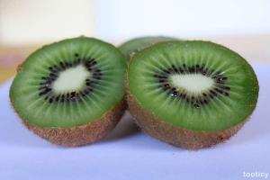 Le kiwi, un fruit idéal ? Le kiwi, un fruit idéal ?