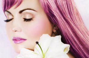 Des sourcils au poil : les bons gestes Des sourcils au poil : les bons gestes