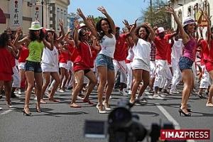 «Pchi gloo haa» dans la rue «Pchi gloo haa» dans la rue