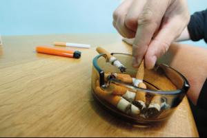 Les fumeurs vont cracher plus leur monnaie que leurs clopes Les fumeurs vont cracher plus leur monnaie que leurs clopes