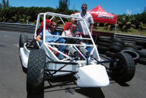 Les auto-cross débarquent dans l'île ! Les auto-cross débarquent dans l'île !