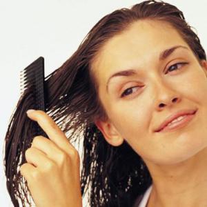 Comment se démêler facilement les cheveux ? Comment se démêler facilement les cheveux ?